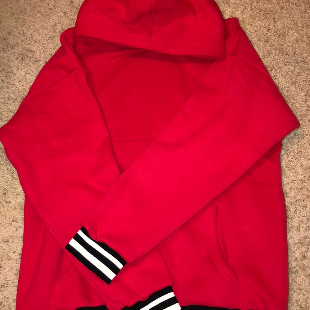 sweatshirt